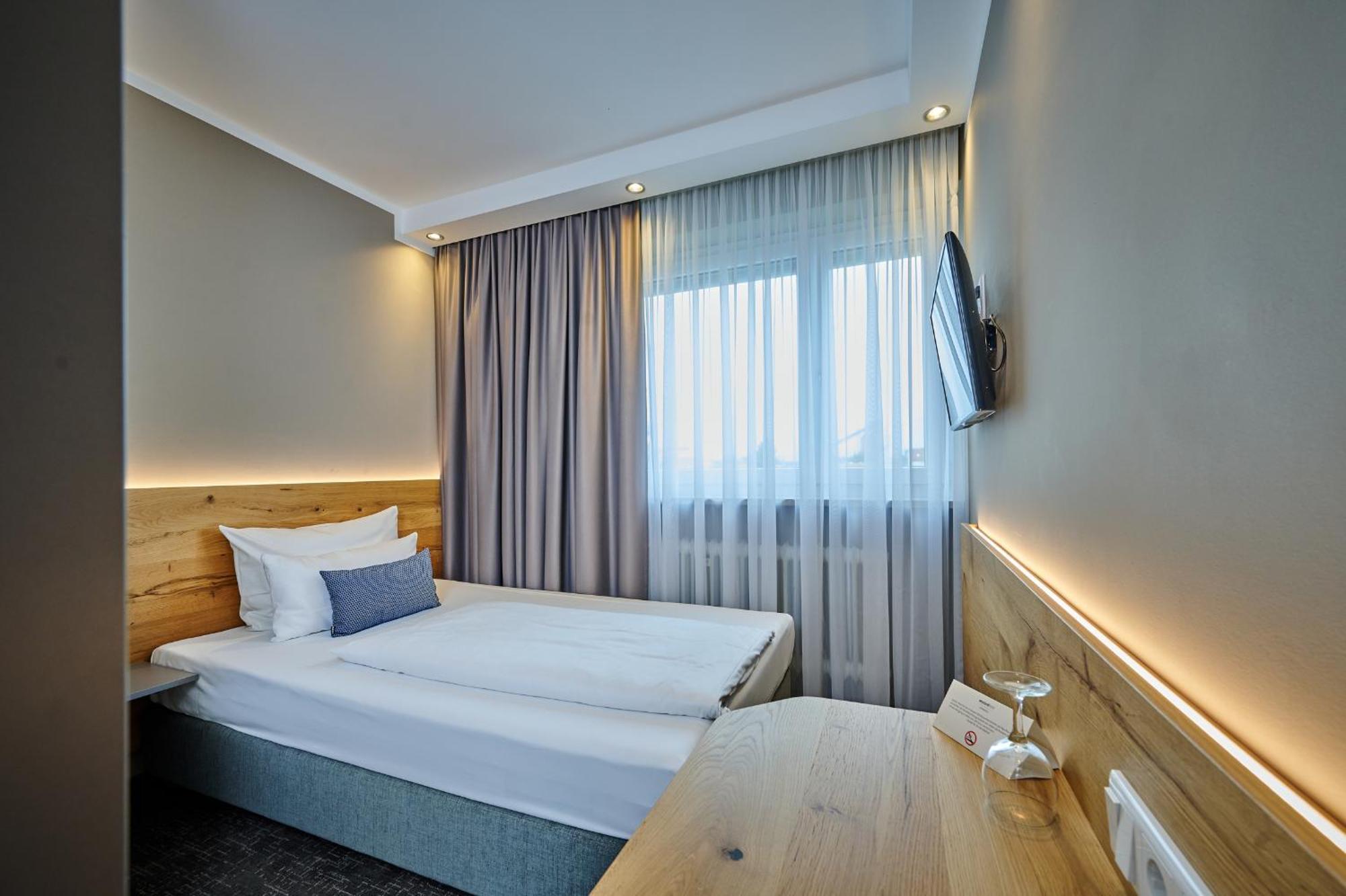 Hotel Westend Norymberga Zewnętrze zdjęcie